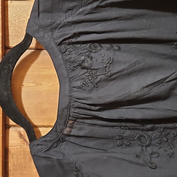Old Navy Black Button Front Embroidered Cotton Blouse XL NWT - Picture 6 of 16